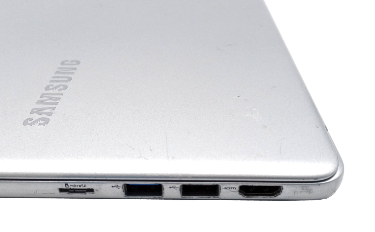 Ordinateur portable Samsung NP900X5T 15" i7 8e génération 16 Go RAM 256 Go SSD GeForce MX150