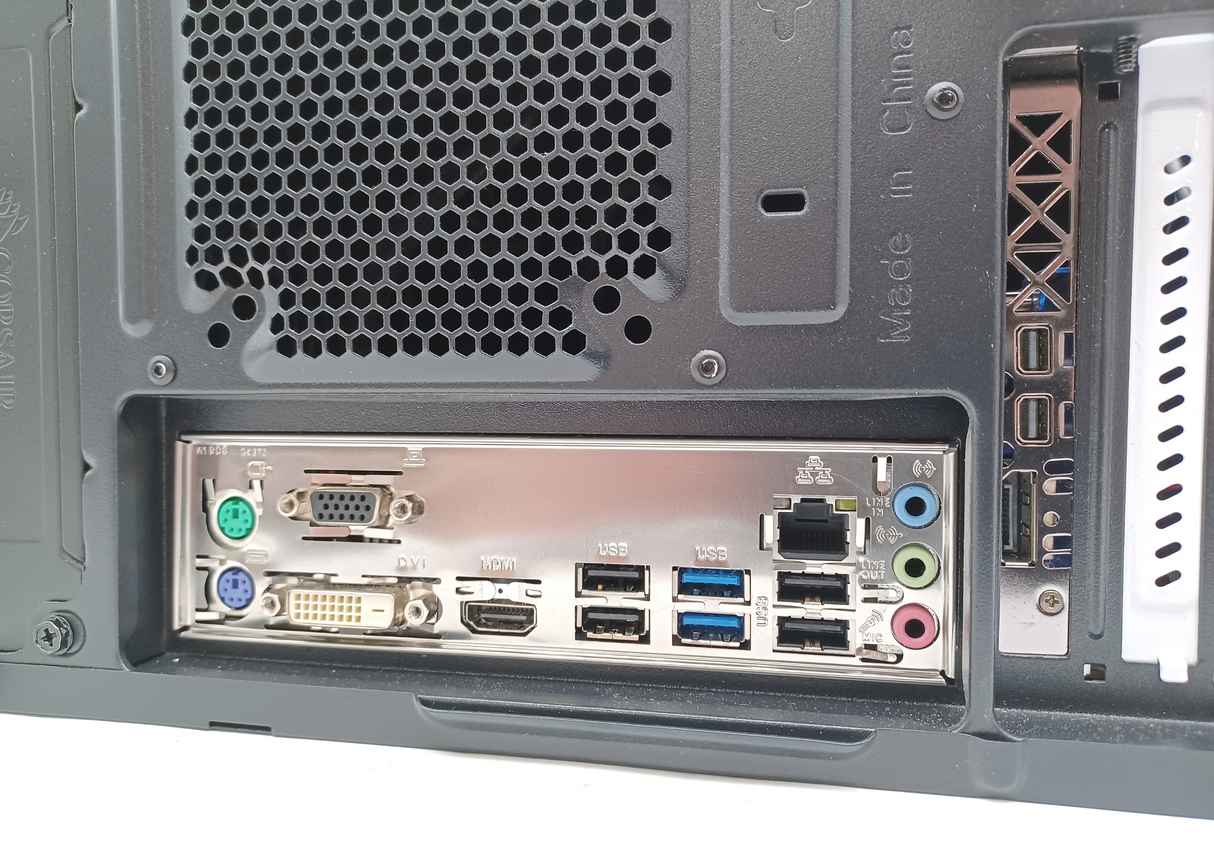 Intel 8th Generation PC: i5 CPU, 8GB RAM, 256GB SSD, AMD GPU, Windows 11