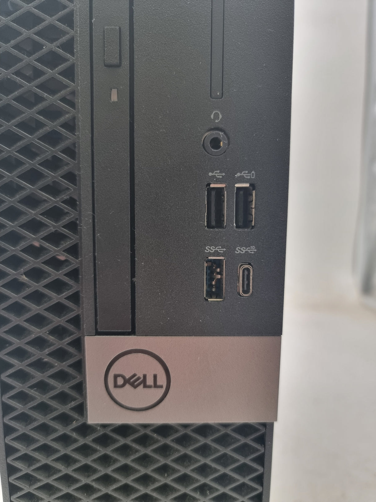Dell OptiPlex 5060 SFF PC, Core i5 8th Gen, 8GB RAM, 256GB SSD, Windows 11 (Grade C)