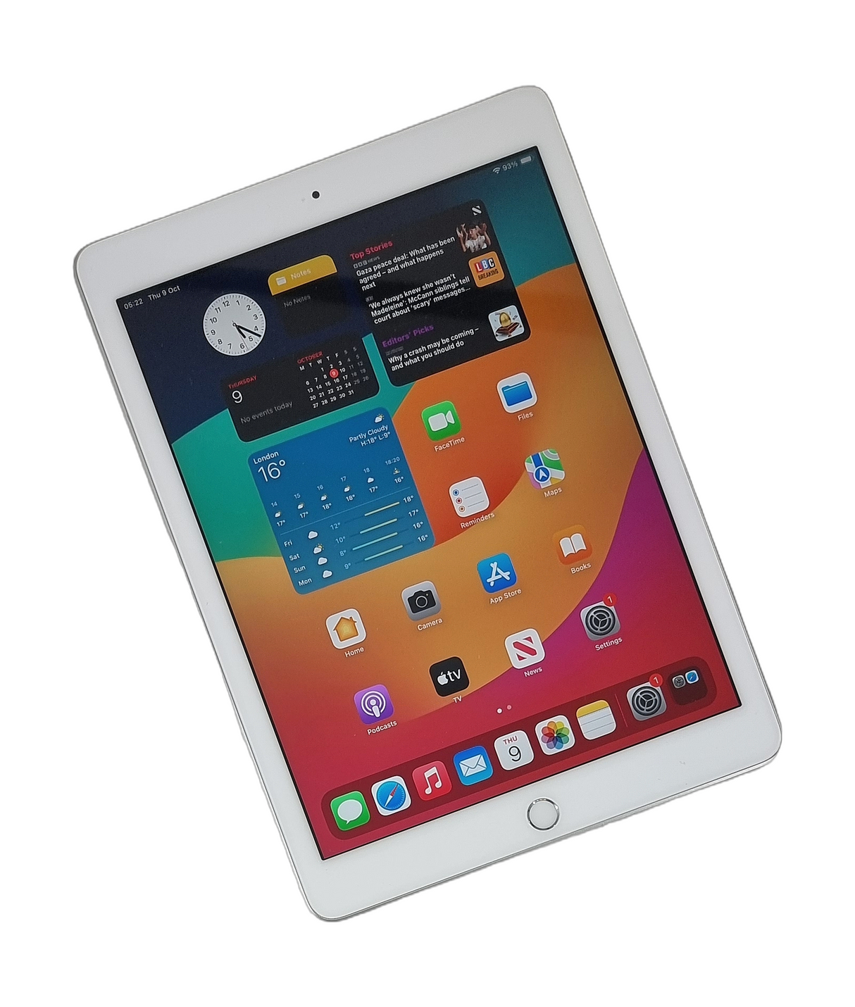 Apple iPad 6th Generation Tablet, 32GB, Wi-Fi, Silver, A1893