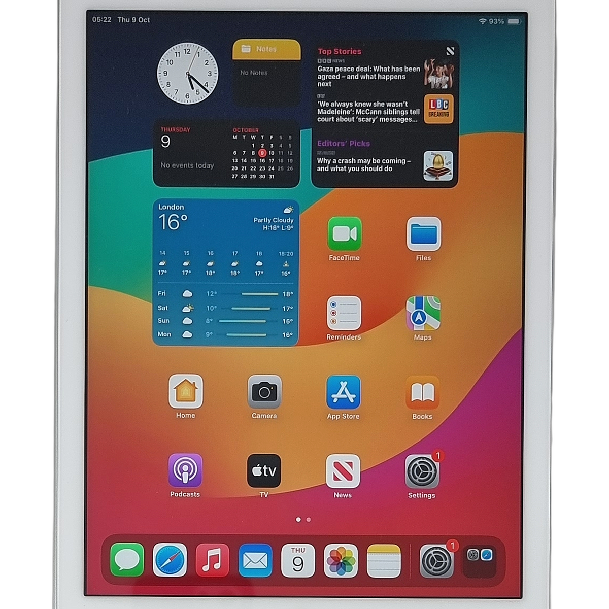 Apple iPad 6th Generation Tablet, 128GB, Wi-Fi, Silver, A1893