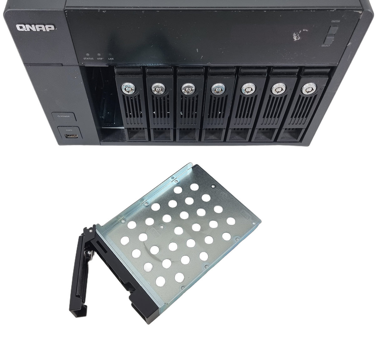 QNAP TS-870 Pro 8-Bay Desktop NAS: 16GB RAM, Updated Firmware, Diskless