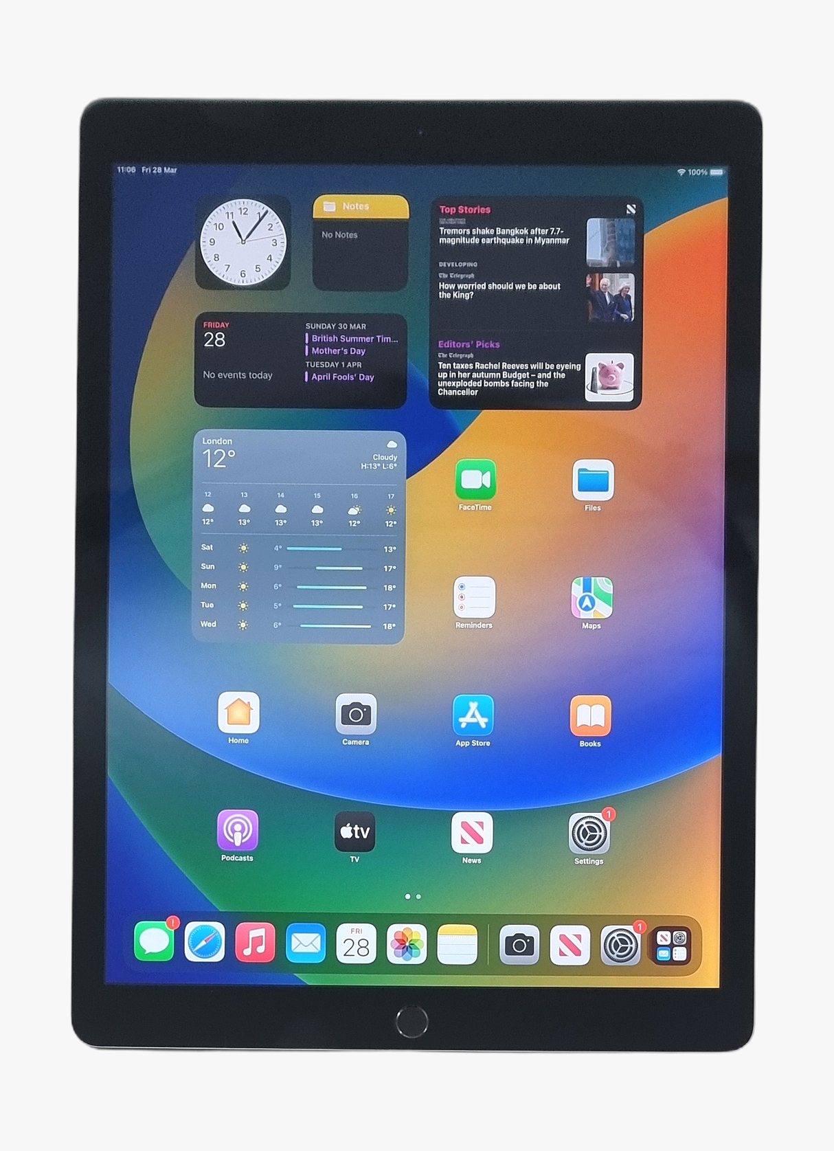 Apple iPad Pro 1st Generation Tablet, 32GB, Wi-Fi, Space Grey, A1584