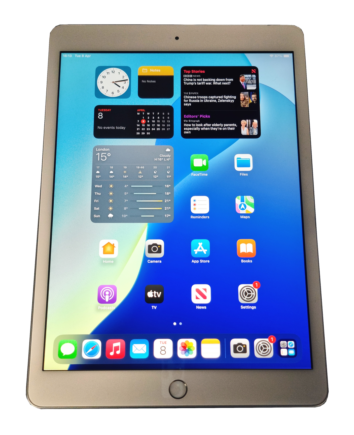 Apple iPad 7th Generation Tablet, 32GB, WiFi + GSM, Unlocked, Silver, A2198