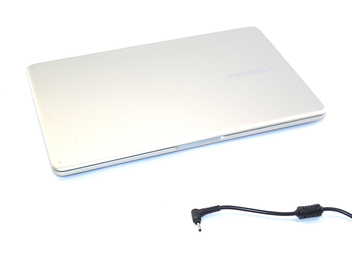 Ordinateur portable Samsung NP900X5T 15" i7 8e génération 16 Go RAM 256 Go SSD GeForce MX150
